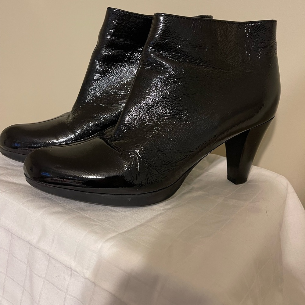 La Candienne black leather waterproof boots size 8.5